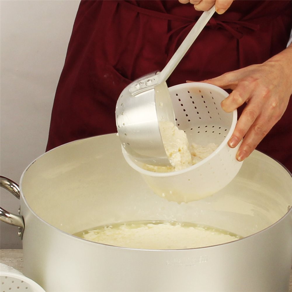 Recette Faisselles maison Fromage blanc - La cuisine familiale : Un plat,  Une recette